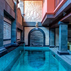 Hotel Murni's &